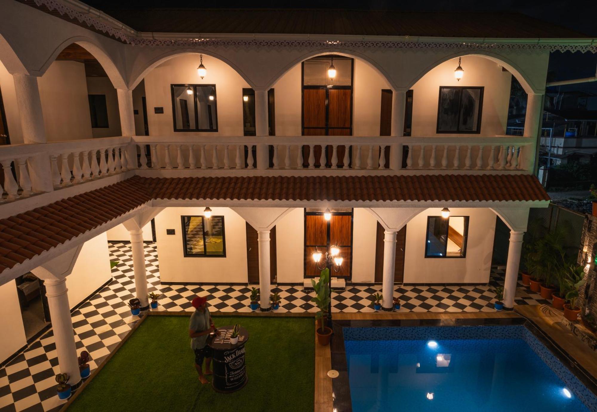 阿里巴格 Sapphire Mansion酒店 外观 照片