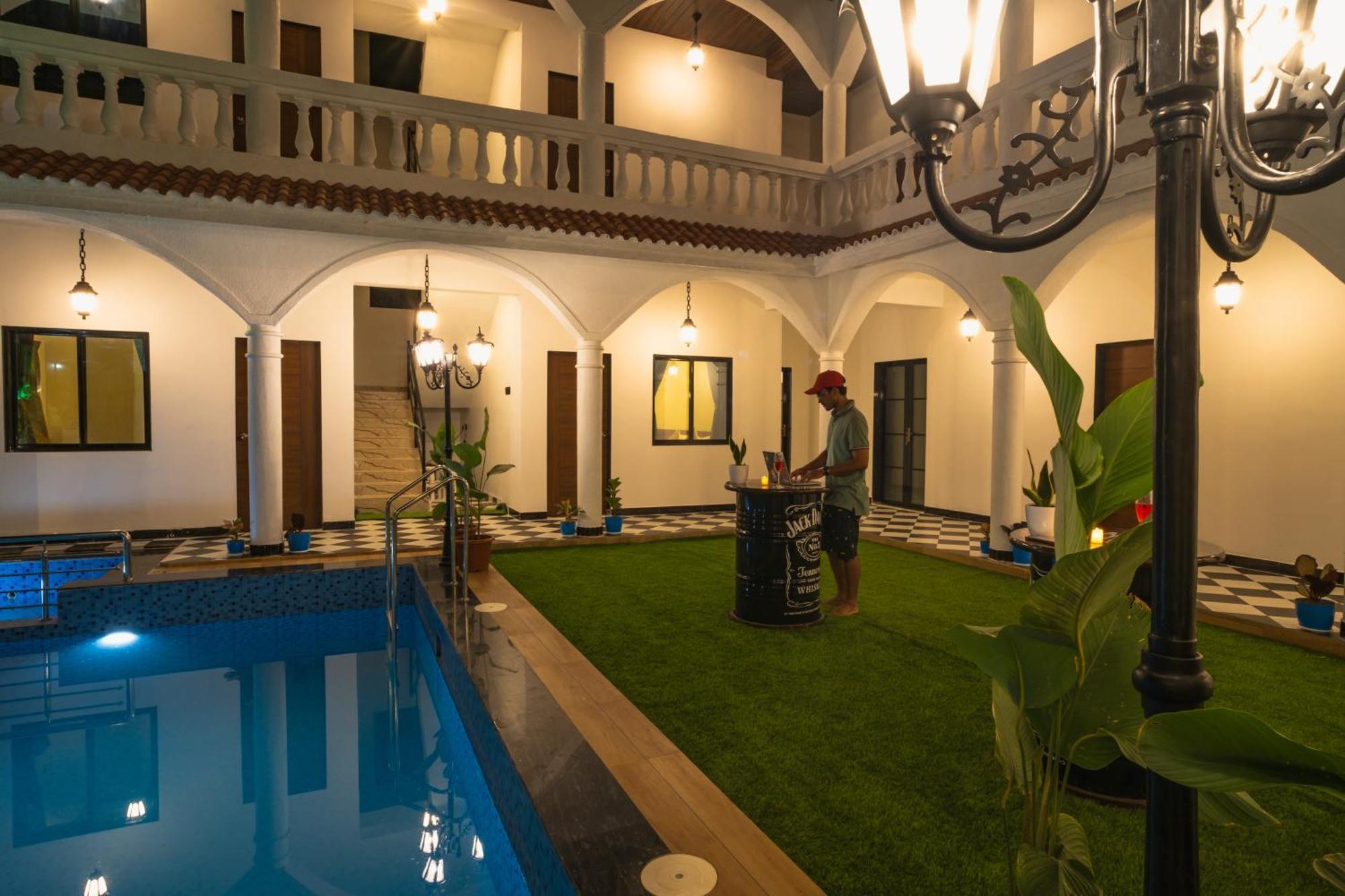 阿里巴格 Sapphire Mansion酒店 外观 照片